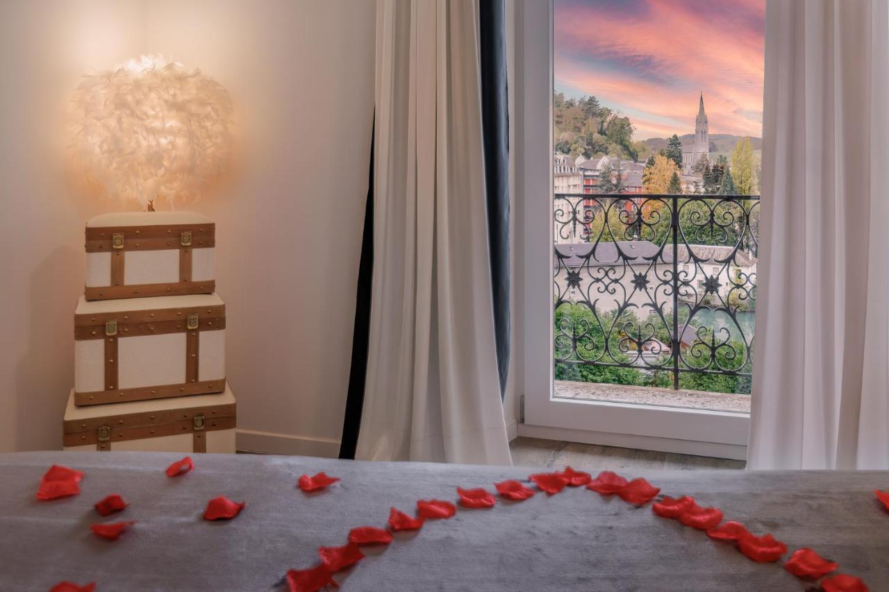 Belfry & Spa By Ligne St Barth Лурд Экстерьер фото A room at the hotel
